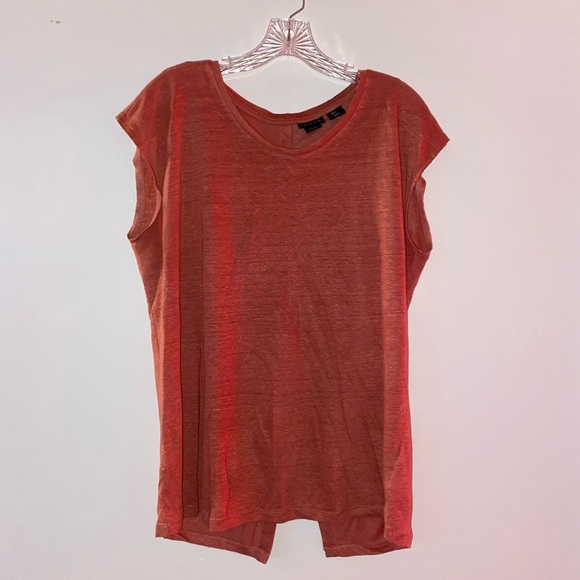 Tahari Tops - Linen Buttondown Back Tunic